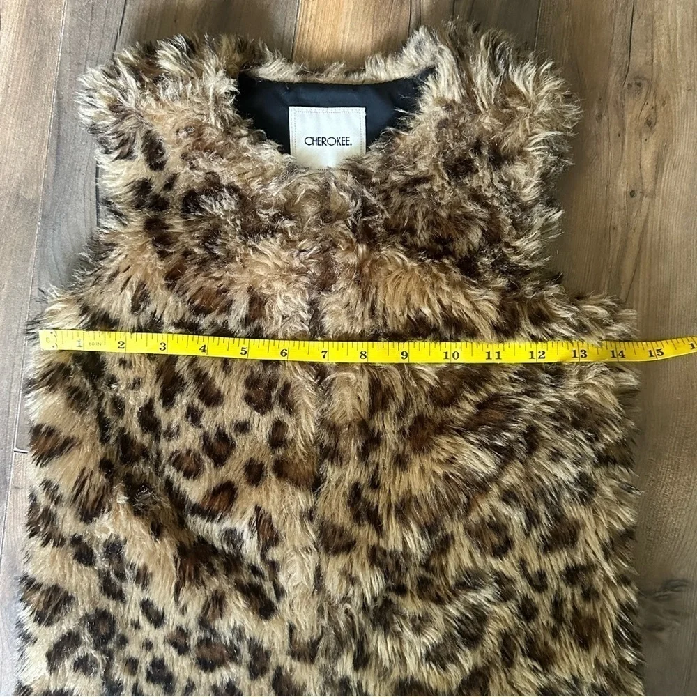 Cherokee | Girls Animal Print Faux Fur Vest | S/P - Picture 12 of 12